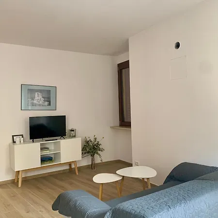 La Lum Apartman *