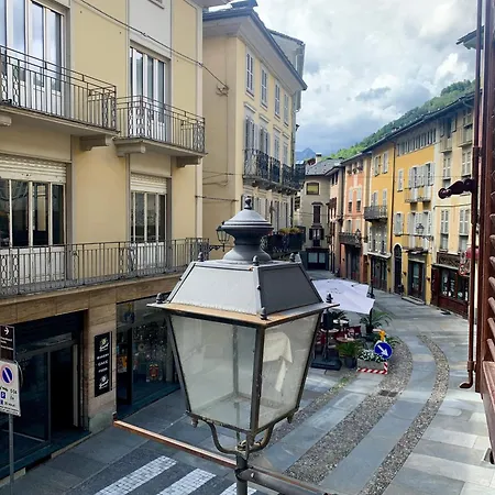 La Lum Lejlighed Varallo